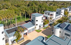 Unit 2/33 Elizabeth Street, Urangan, Qld 4655