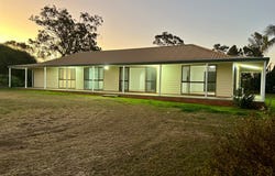 390 4ak Road, Oakey, Qld 4401