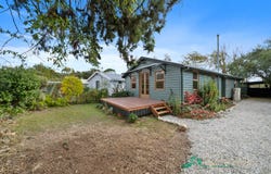 9 Freeburgh Avenue, Mount Beauty, Vic 3699