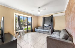 9 Jobson Place, Crestmead, Qld 4132