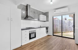 7/16 Centre Avenue, Werribee, Vic 3030