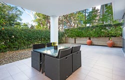 6t/28 Bayview Street, Runaway Bay, Qld 4216