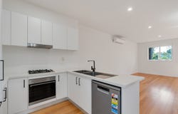 2/2 Donald Avenue, Essendon, Vic 3040
