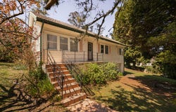 27 Dora Street, Katoomba, NSW 2780
