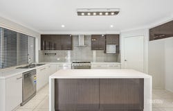 40 Carinya Drive, Hodgson Vale, Qld 4352