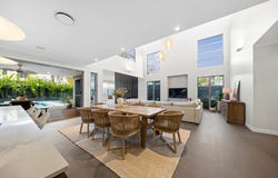15 Nichols Street, Gumdale, Qld 4154