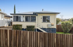 1 Gladstone Street, Newtown, Qld 4350
