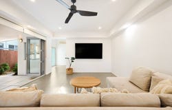 2/56 Albion Avenue, Miami, Qld 4220
