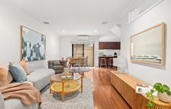 33 Lincoln Mews, Kensington, Vic 3031