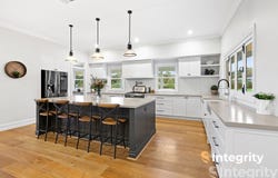 2 Tommy Hut Road, Kinglake West, Vic 3757