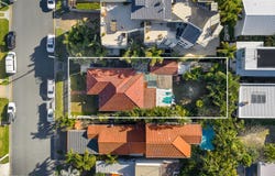 11 Cronulla Avenue, Mermaid Beach, Qld 4218