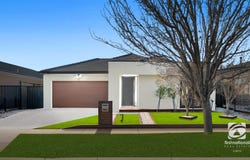 5 Opperman Place, Point Cook, Vic 3030