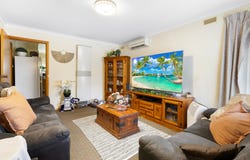 2/57 Wellington Street, Darley, Vic 3340