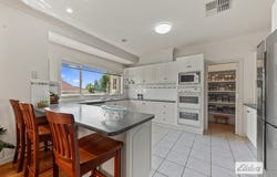 13 Argyle Way, Wodonga, Vic 3690