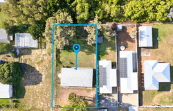 5 Kindt Street, Moore Park Beach, Qld 4670