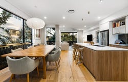 2/22 Nobby Parade, Miami, Qld 4220