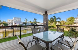 5 Ensenada Court, Broadbeach Waters, Qld 4218