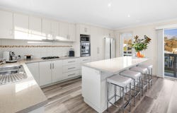 17 The Glen, Drysdale, Vic 3222
