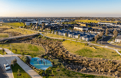 1-5443 Hoist Drive, Tarneit, Vic 3029