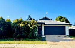 10 BUSHLARK Drive, Moranbah, Qld 4744