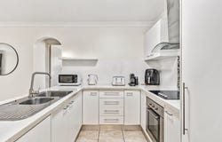 4/29 Imperial Parade, Labrador, Qld 4215