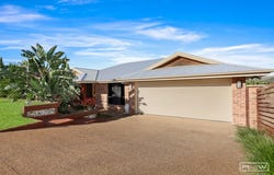 7 Bells Court, Rosslyn, Qld 4703