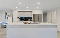 19 Clarence Avenue, Springfield, Qld 4300