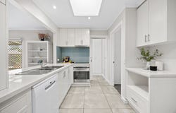 6 Belot Close, Bayswater, Vic 3153