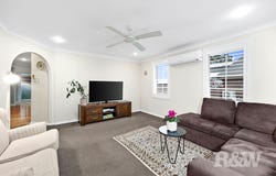 51a Frontignan Street, Eschol Park, NSW 2558