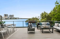 10/29 Bennelong Parkway, Wentworth Point, NSW 2127