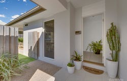 8 Cornforth Crescent, Kirkwood, Qld 4680
