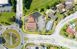 2 Rochester Drive, Mount Warren Park, Qld 4207