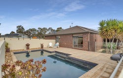 6 Napier Street, Avoca, Vic 3467