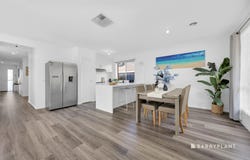 33 Trinity Way, South Morang, Vic 3752