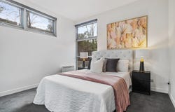 2/355 Burwood  Highway, Burwood, Vic 3125