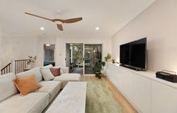 28 Park Edge Drive, Springfield Lakes, Qld 4300