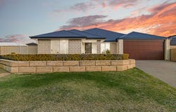 7 Radonich Way, Lake Coogee, WA 6166