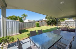 10 Prospect Place, Cooroy, Qld 4563