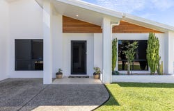 22 Hinze Circuit, Rural View, Qld 4740