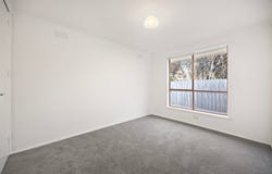 8/159 Oshanassy Street, Sunbury, Vic 3429