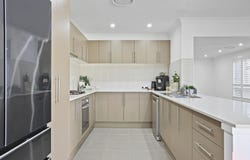 18 Wakool Crescent, Woongarrah, NSW 2259