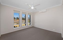 1/16 Shelby Street, Glenvale, Qld 4350