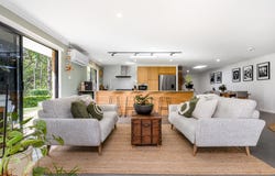 28 Calcita Avenue, Elanora, Qld 4221