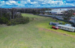 24935 New England Highway, Thulimbah, Qld 4376