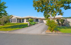 27 Waterhole Place, Bli Bli, Qld 4560