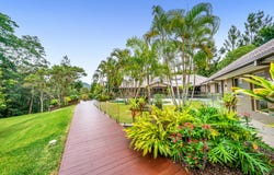 31 Pinetree Court, Mudgeeraba, Qld 4213