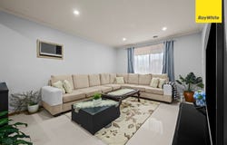 4/51-53 Station Road, Melton South, Vic 3338