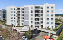 204/3 Grand Court, Fairy Meadow, NSW 2519