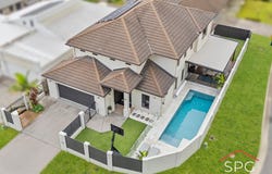 8 Foxwood Circuit, Wakerley, Qld 4154