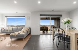 13 Sullivan Circuit, Orange, NSW 2800